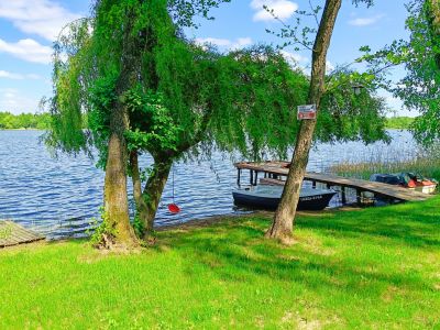 Ten widok Cię oczaruje - dom z linią brzegową